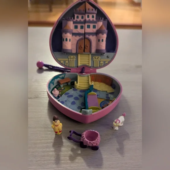 My Little Fairy Tales Cinderella Fold Up Playset - Polly Pocket 1994. - Picture 1 of 8